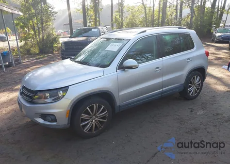 2012 Volkswagen Tiguan S/Se/Sel из США, поврежденный, VIN WVGAV7AX2CW557824